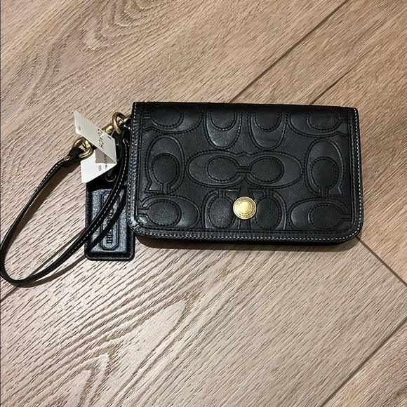 NWT Coach Hamptons Signature Wallet Bag - Picture 1 of 9